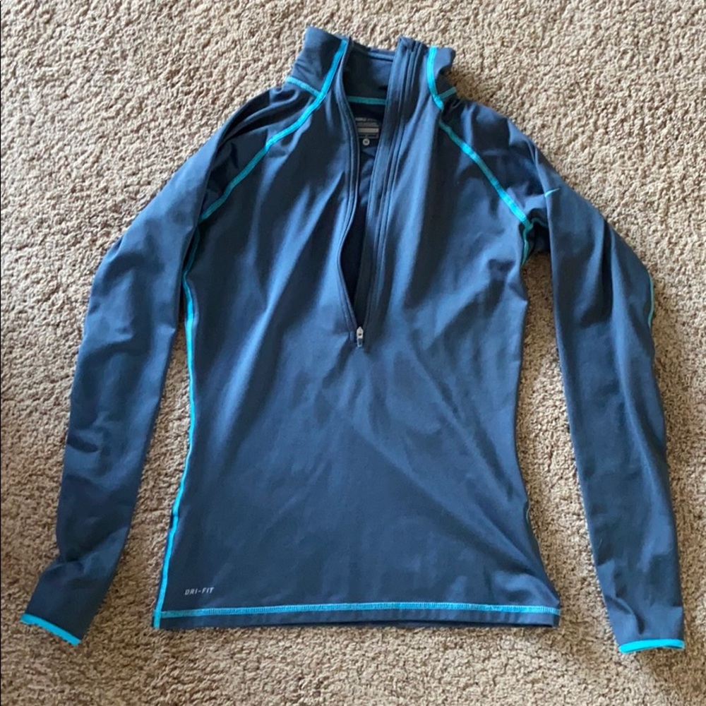 Nike 1/2 zip